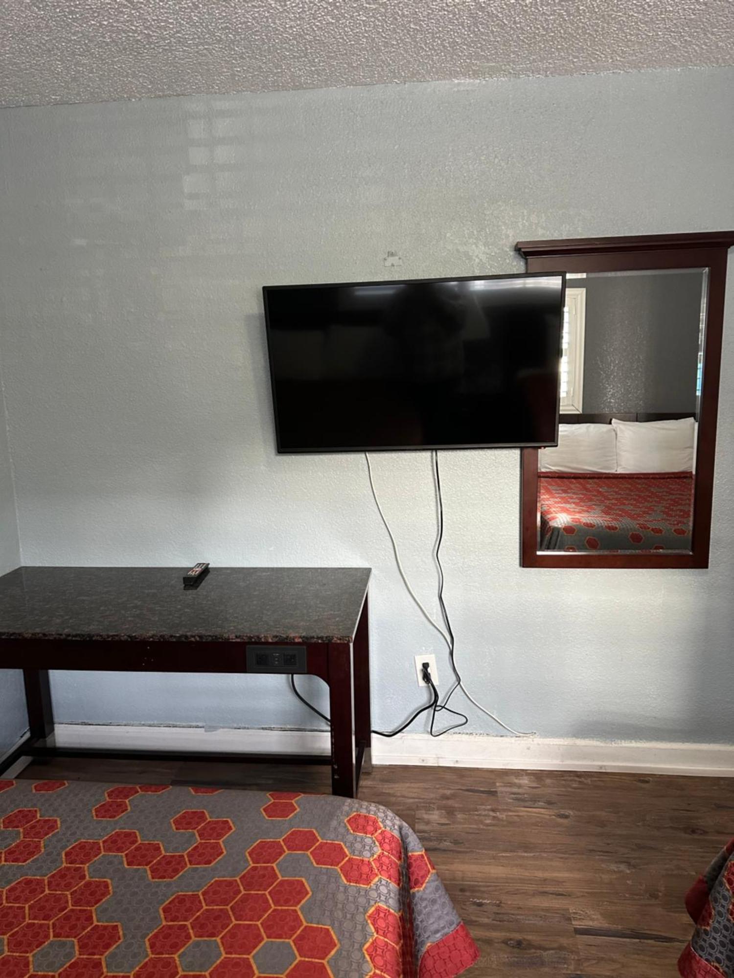 سانتا كروز، كاليفورنيا Fireside Inn By The Beach Boardwalk & Bowling المظهر الخارجي الصورة