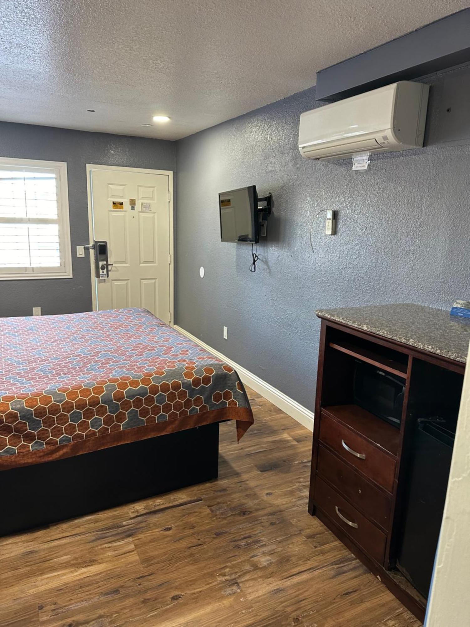 سانتا كروز، كاليفورنيا Fireside Inn By The Beach Boardwalk & Bowling المظهر الخارجي الصورة