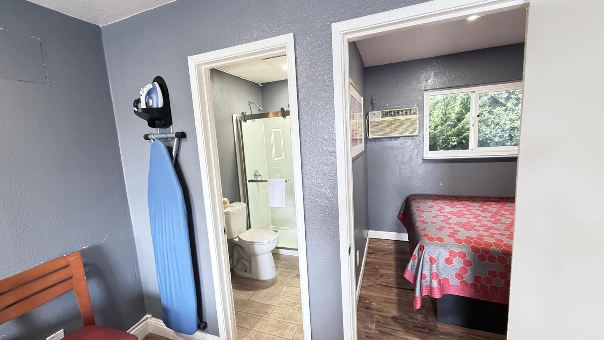 سانتا كروز، كاليفورنيا Fireside Inn By The Beach Boardwalk & Bowling المظهر الخارجي الصورة