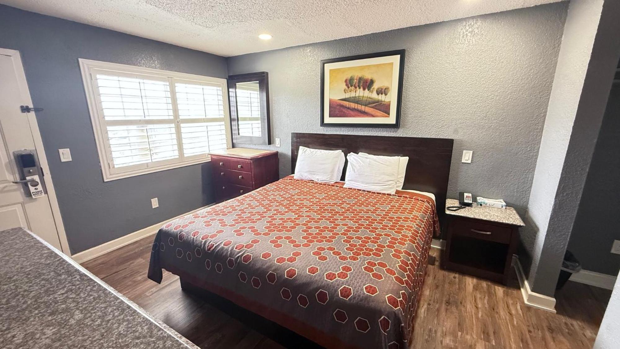 سانتا كروز، كاليفورنيا Fireside Inn By The Beach Boardwalk & Bowling المظهر الخارجي الصورة