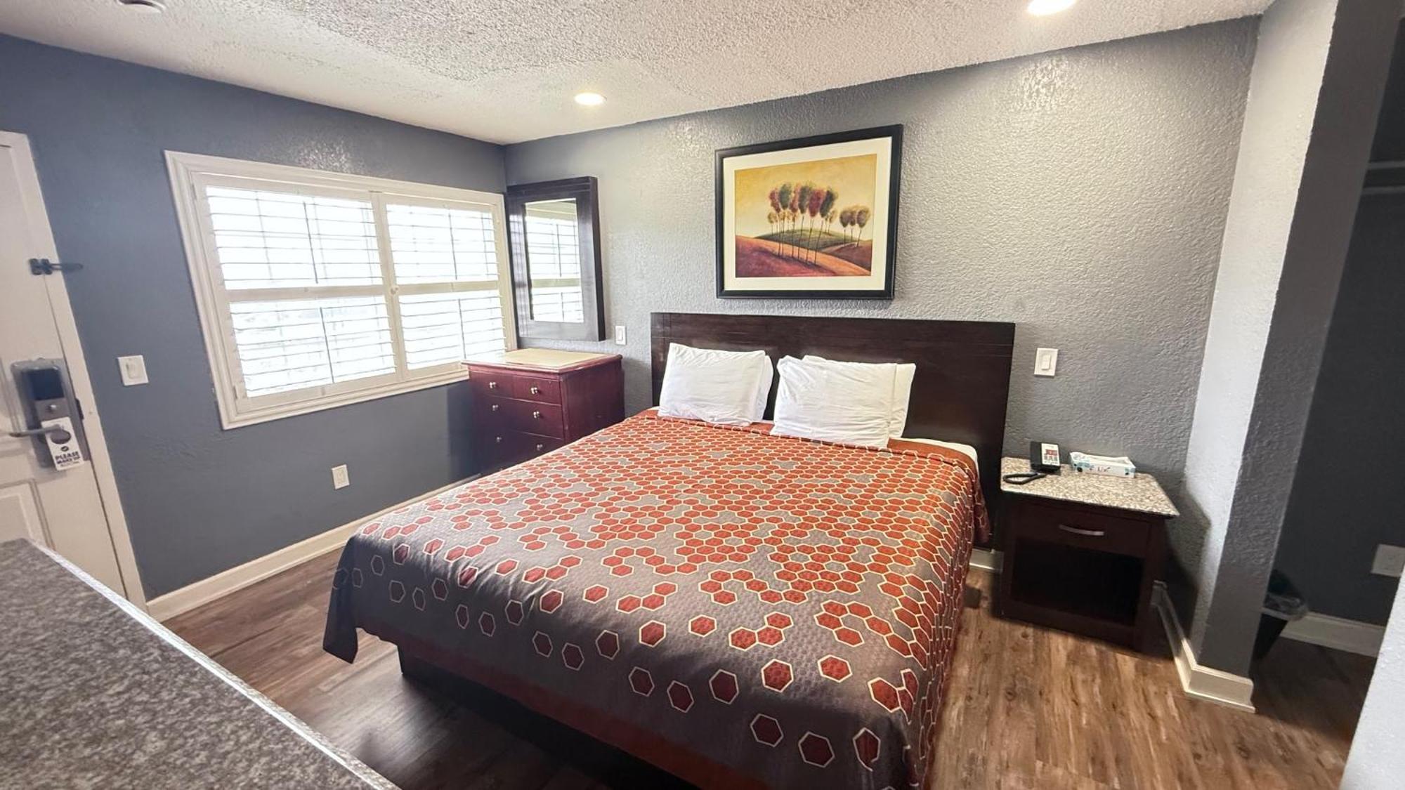 سانتا كروز، كاليفورنيا Fireside Inn By The Beach Boardwalk & Bowling المظهر الخارجي الصورة